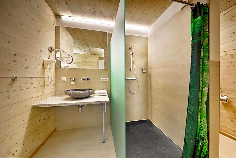 Hotel Müller Café & Wein - Mondholzhotel