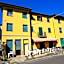 Amelia Hotel