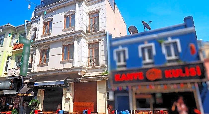 RENOVA OLD CiTY HOTEL