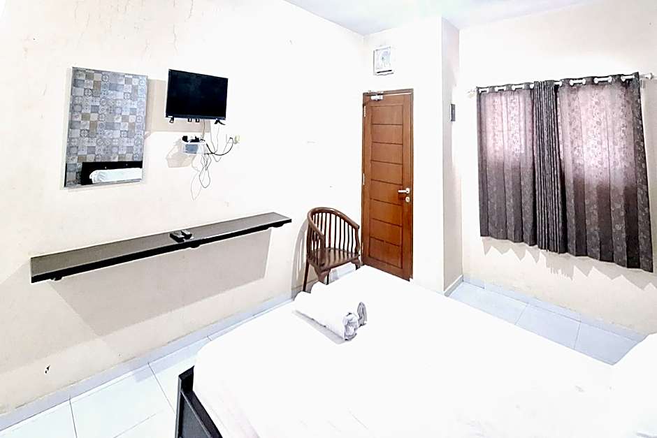 Villa Bukit Bunga Syariah RedPartner Pacet