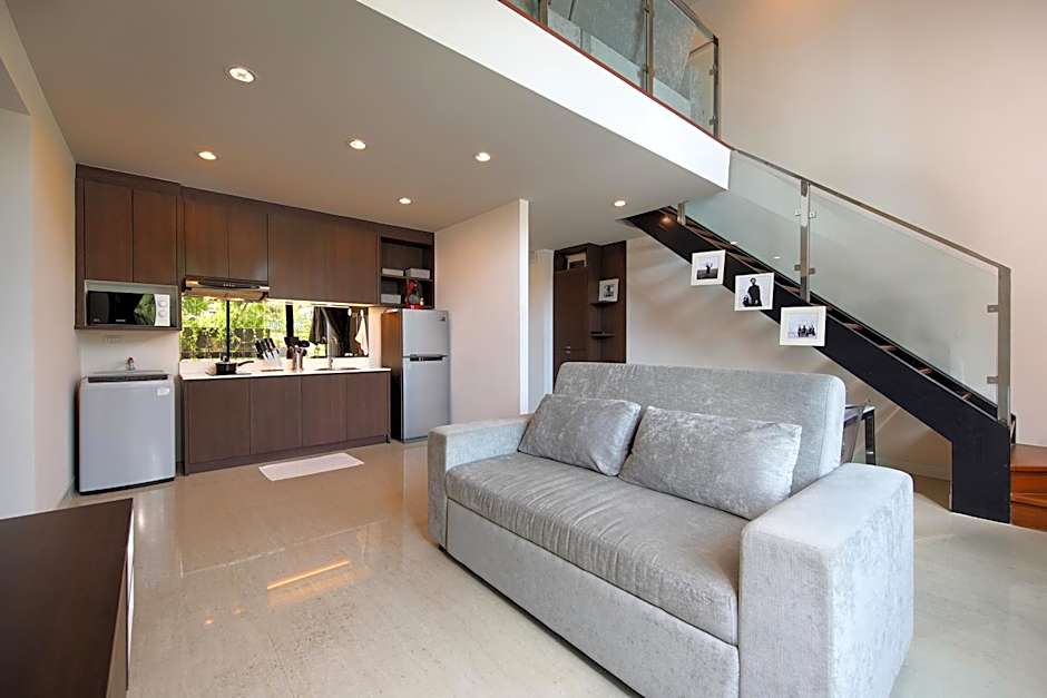 The Aristo by Holy Cow, 4-BR loft, 150 m2, pool view