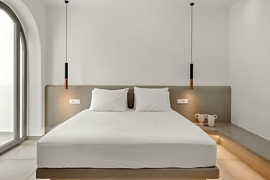 Oyster Luxury Suites