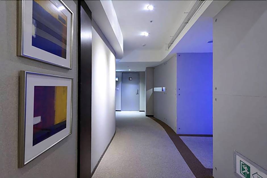 K Hotel - Yunghe