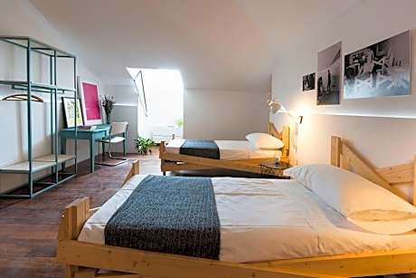 Classic Quadruple Room