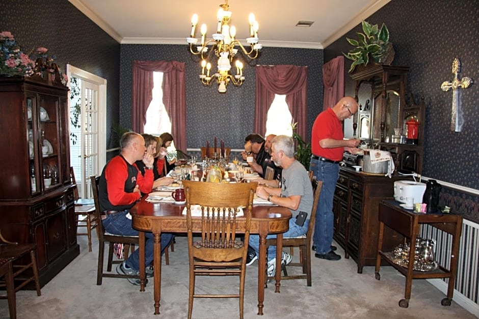Woodrow House Bed & Breakfast