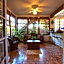 The Bungalows Hotel