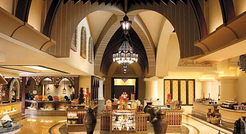 Shangri-La Hotel Apartments Qaryat Al Beri