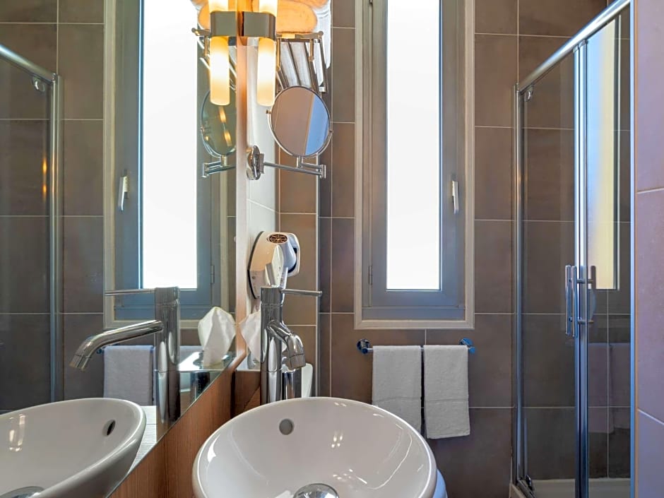 Le Splendid Hotel Lac D'Annecy
