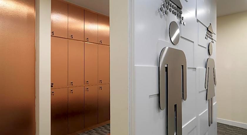 Sama-Sama Express KLIA Terminal 2 - Airside Transit Hotel