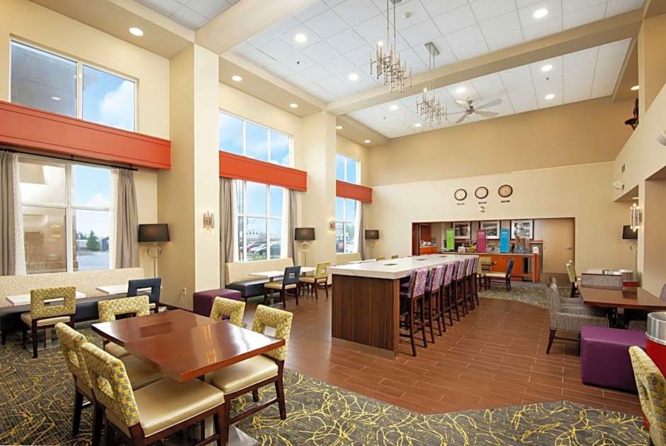 Hampton Inn - Suites by Hilton Barrie Ontario Canada