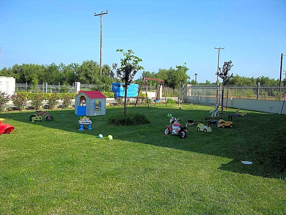 Antonios Village Hotel & Apartments