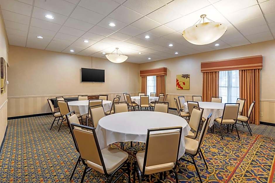 Best Western Plus Steeplegate Inn