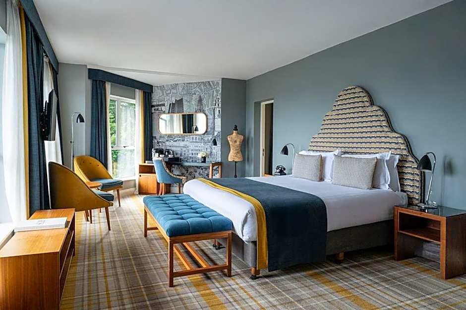 Photo 1 of 4 of Junior Suite