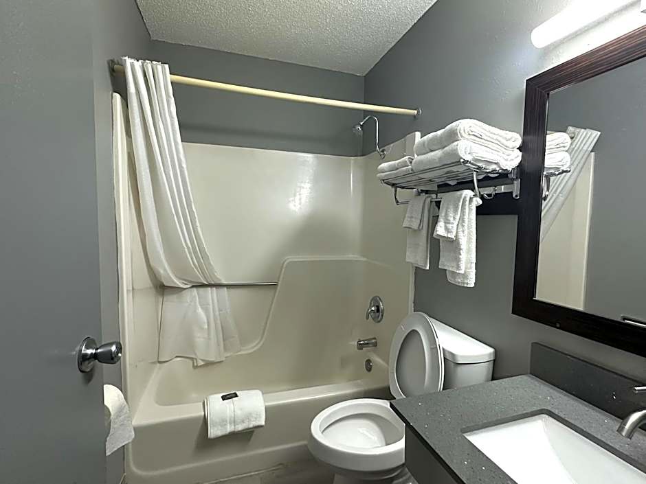 Americas Best Value Inn Fargo