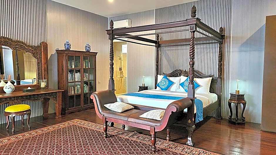 Photo 1 of 7 of Suite, Garden View