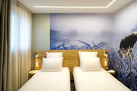 Standard Twin Room - Non-Smoking