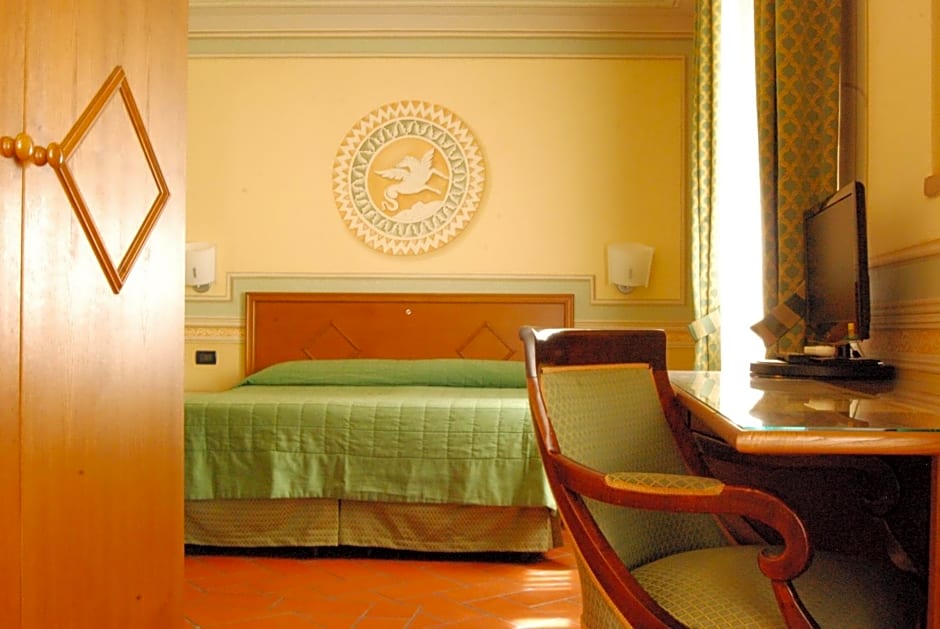 Hotel Diana