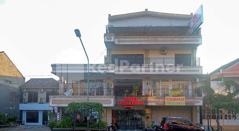 OYO 206 Hotel Candra Kirana