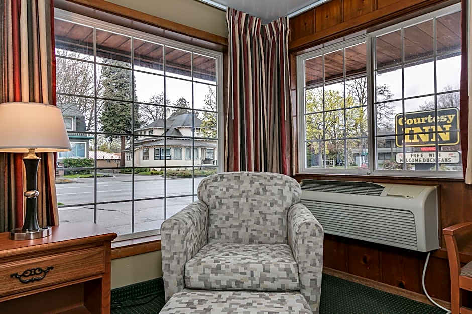 Courtesy Inn Downtown Eugene