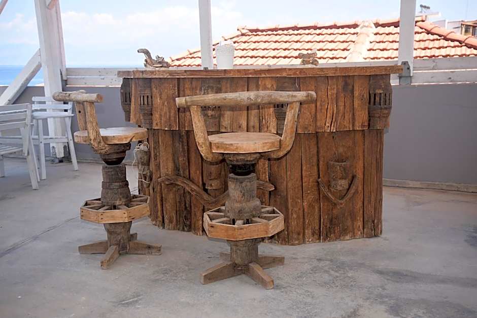 Derveni Luxury Apartments