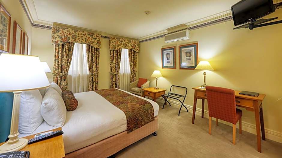 Royal Exchange Hotel