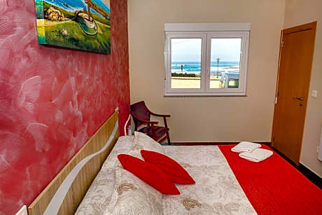 Standard Twin Room with Sea View