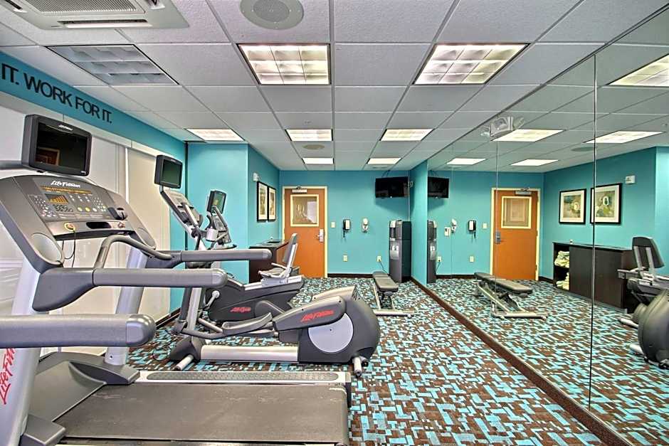 Fairfield Inn & Suites by Marriott Milwaukee Airport