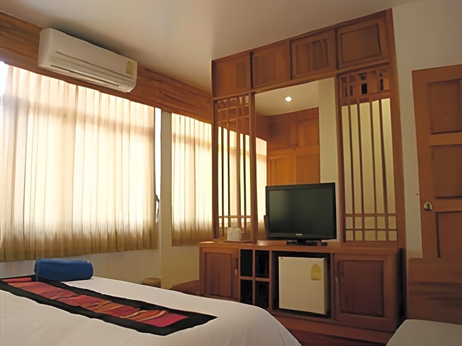 Sukkasem Hotel
