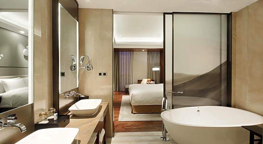 HUALUXE Wuxi Taihu By IHG