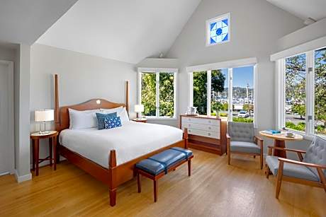 Lower Hillside Cottage