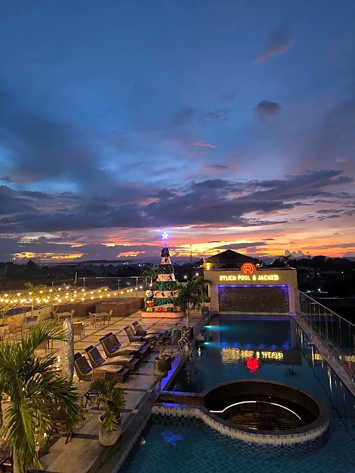 Rylich Panorama Hotel