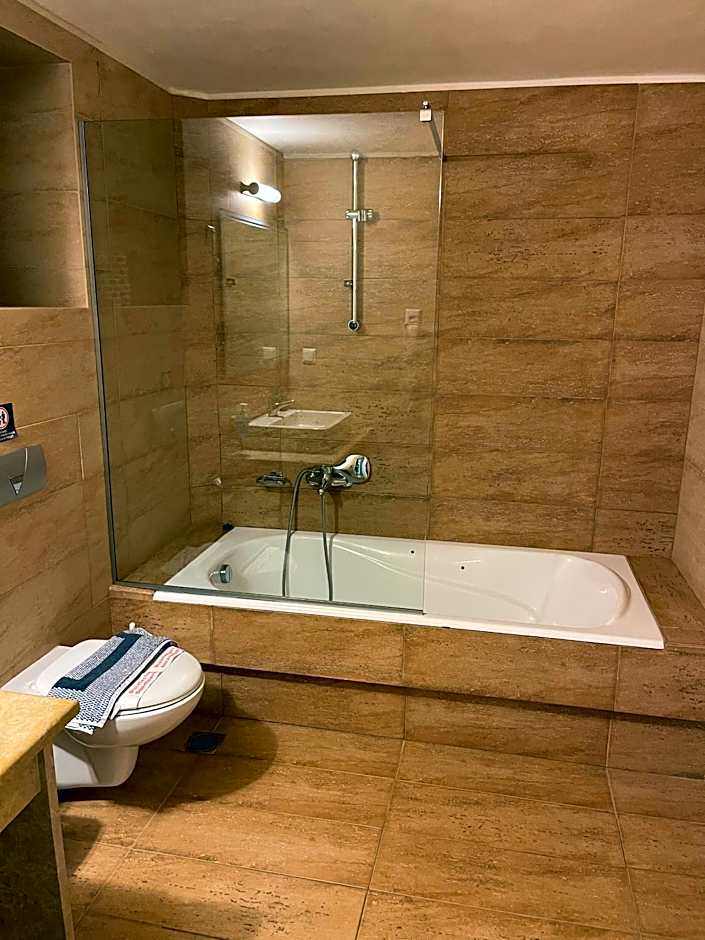 Kolokotronis Hotel & Spa