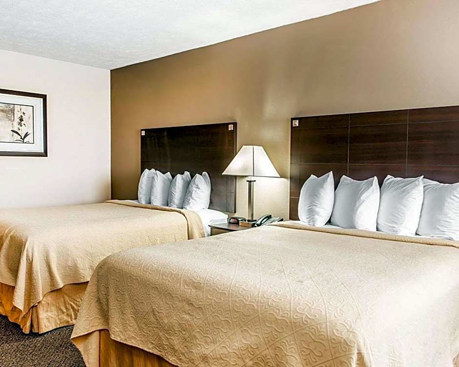 Quality Inn & Suites Mattoon South