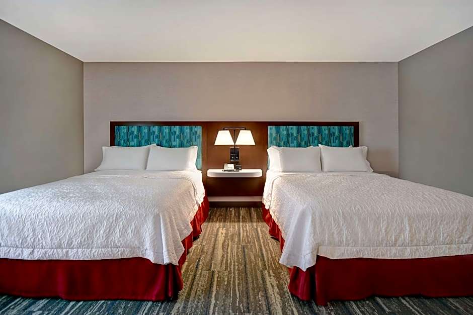 Hampton Inn By Hilton Pleasant View, TN