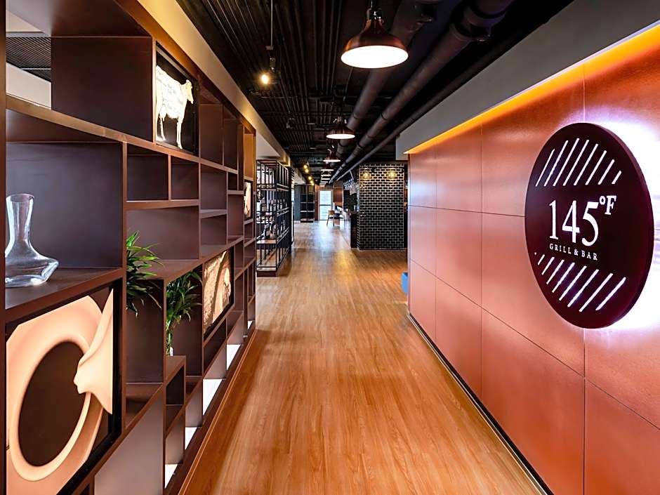 Novotel Bangkok Impact Hotel