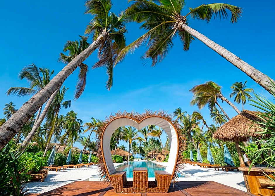 Sensations Eco-Chic Hotel