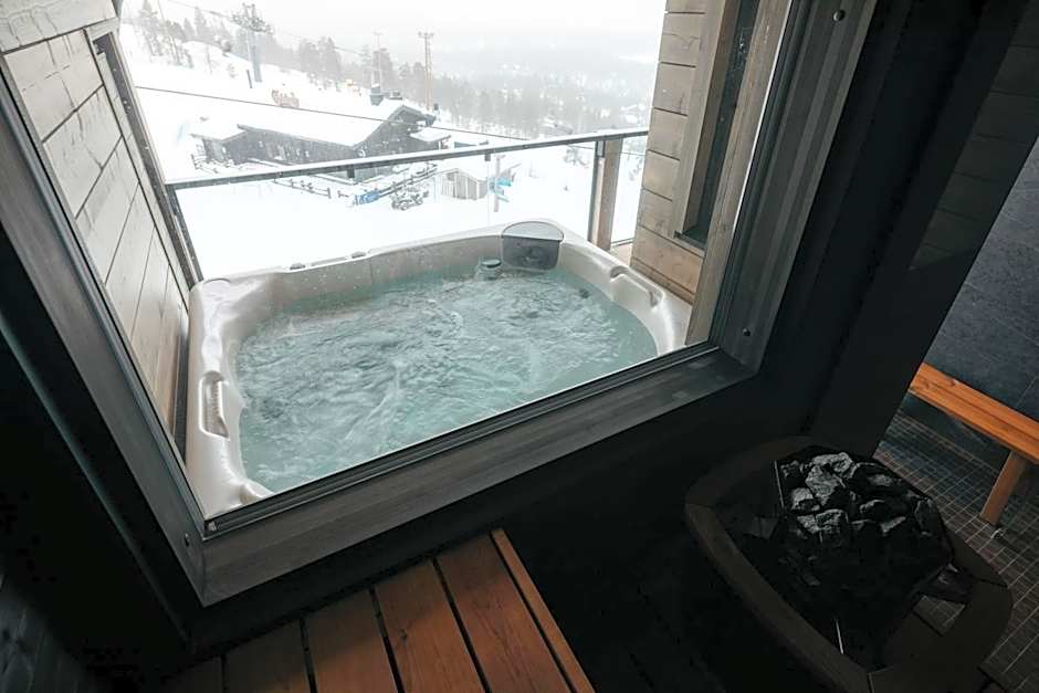 Kultakero Northern Sky, 3BR Penthouse with Jacuzzi 128m2