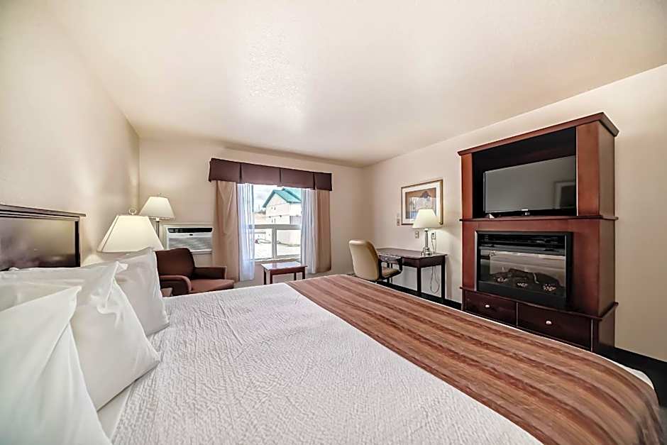 Grande Cache Inn & Suites