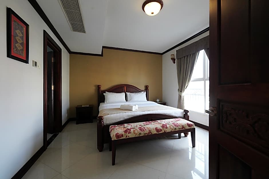 Capitol Residence