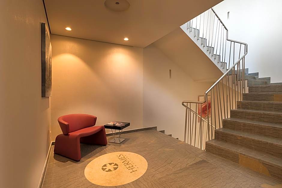 Hermes Hotel