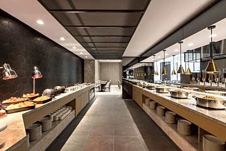 Lakeshore Hotel Tainan