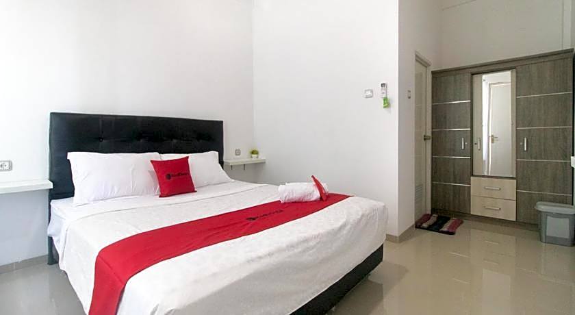 RedDoorz Syariah @ Winong Nganjuk