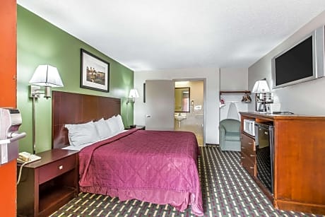 1 Queen Bed  No Smoking  Accessible Room