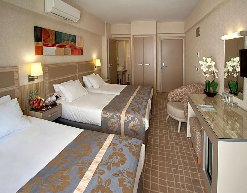 Nanda Hotel