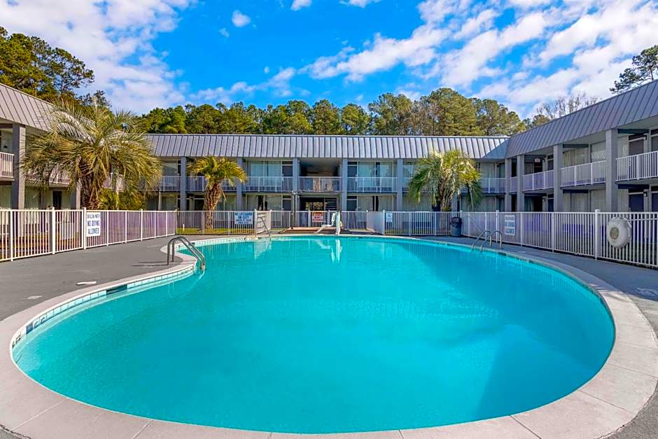 Quality Inn & Suites Hardeeville - Savannah North