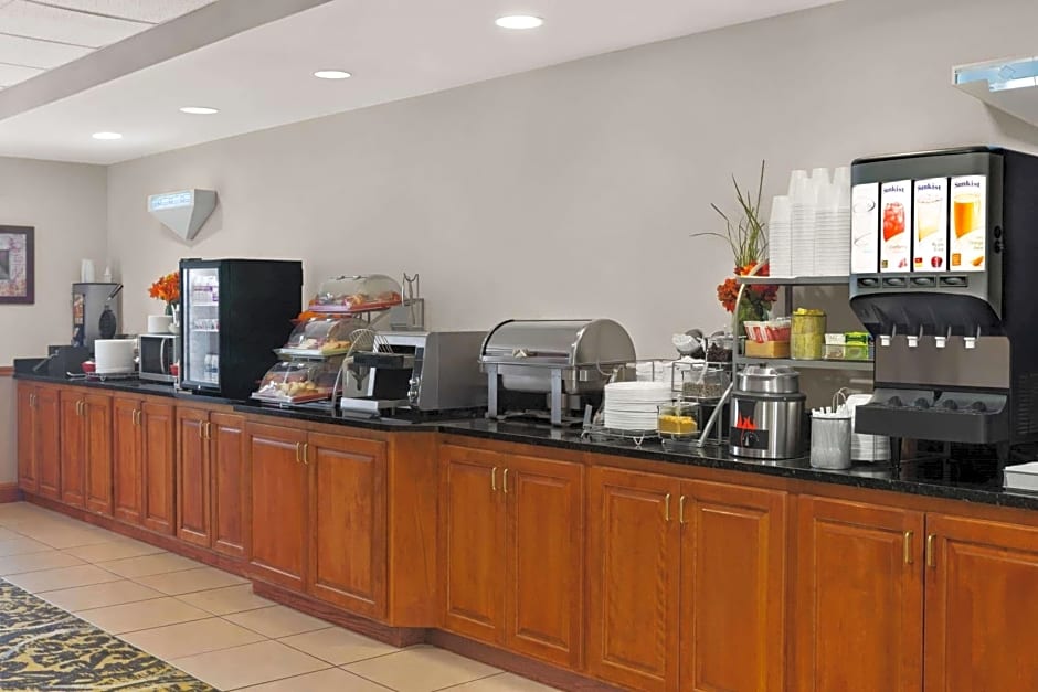 Wingate by Wyndham Bentonville
