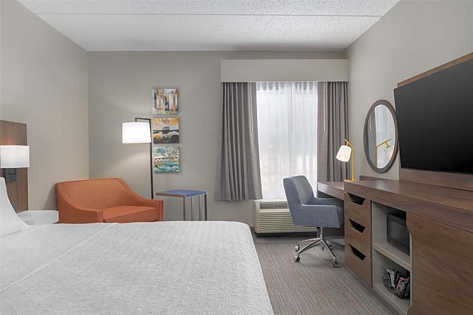 Hampton Inn By Hilton Altoona