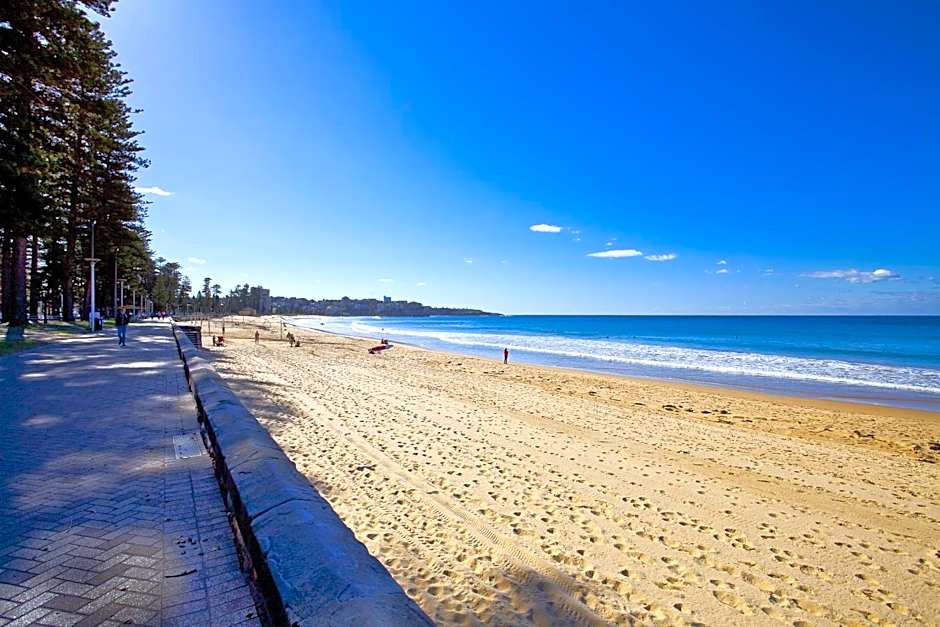 Manly Paradise Motel and Apartments