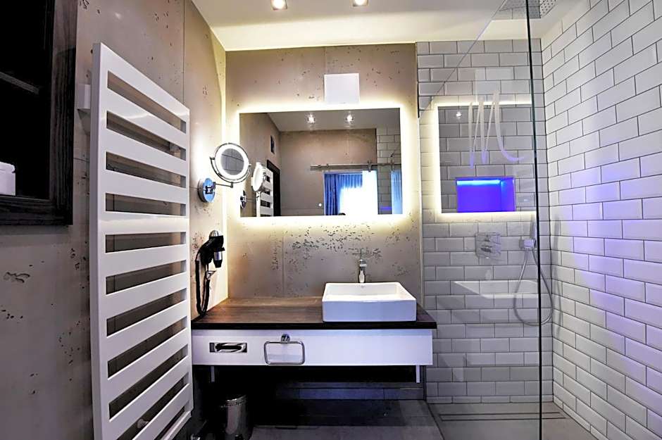 MOMENTS Boutique Hotel