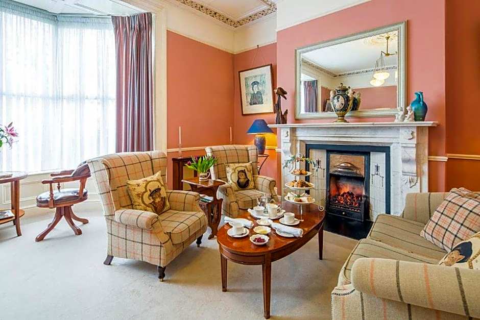 Photo 1 of 50 of Aberdeen Lodge